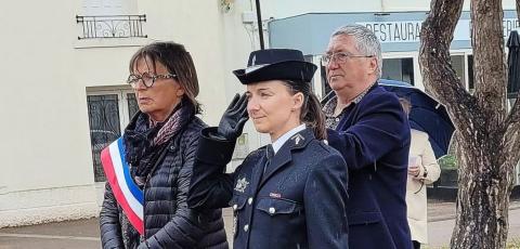 Michèle Tanné, maire-adjointe, la maréchale des logis, Chef David et Jean-Marc Heuveline 