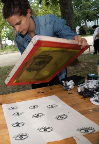 ATELIERS ARTISTIQUES «Mémoire et création» avec l’artiste Camille Bleu-Valentin