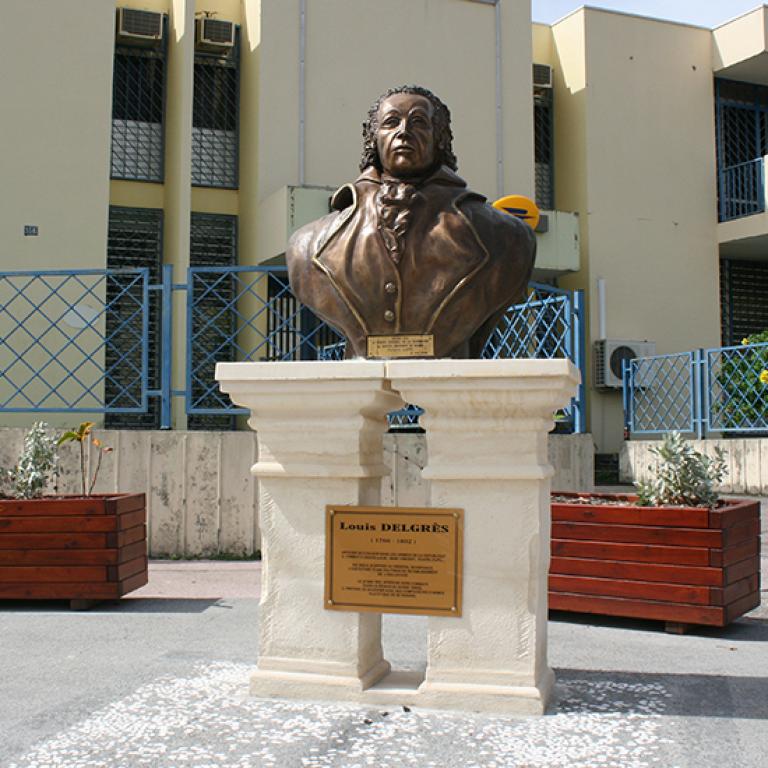 Buste de Louis Delgrès 