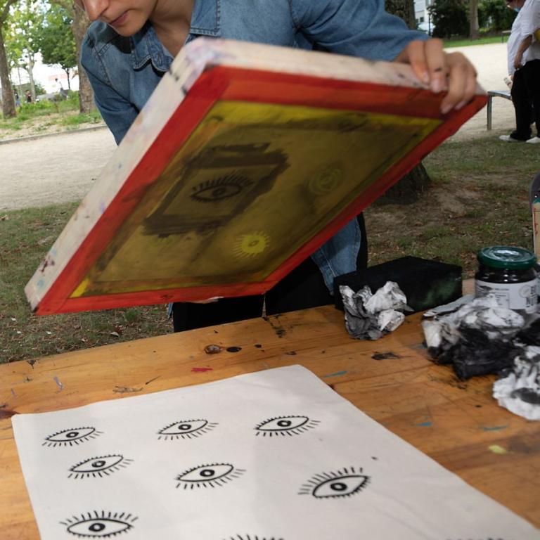 ATELIERS ARTISTIQUES «Mémoire et création» avec l’artiste Camille Bleu-Valentin